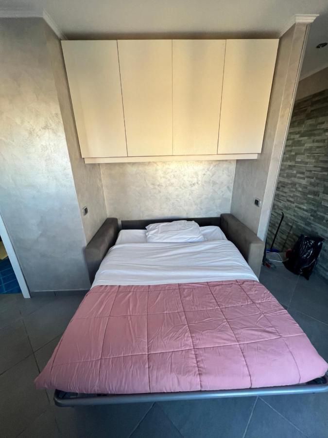 Apartamento Il Terrazzino Nápoles Exterior foto