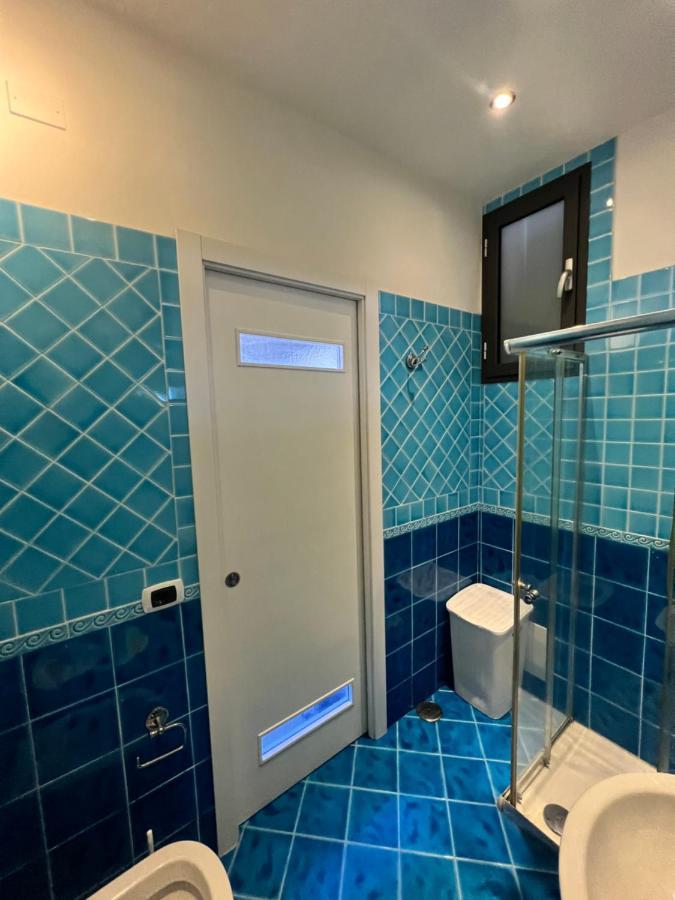 Apartamento Il Terrazzino Nápoles Exterior foto