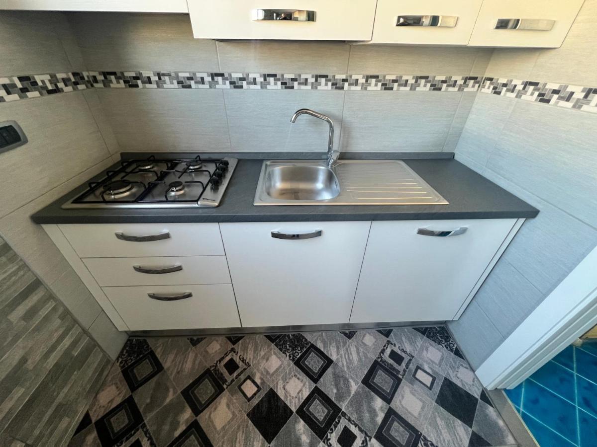 Apartamento Il Terrazzino Nápoles Exterior foto
